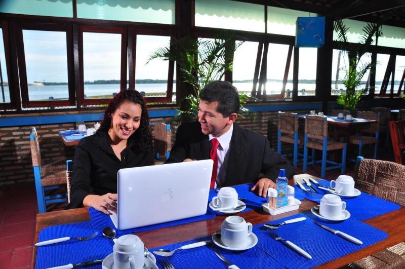 Ilha Praia Hotel Camocim Luaran gambar